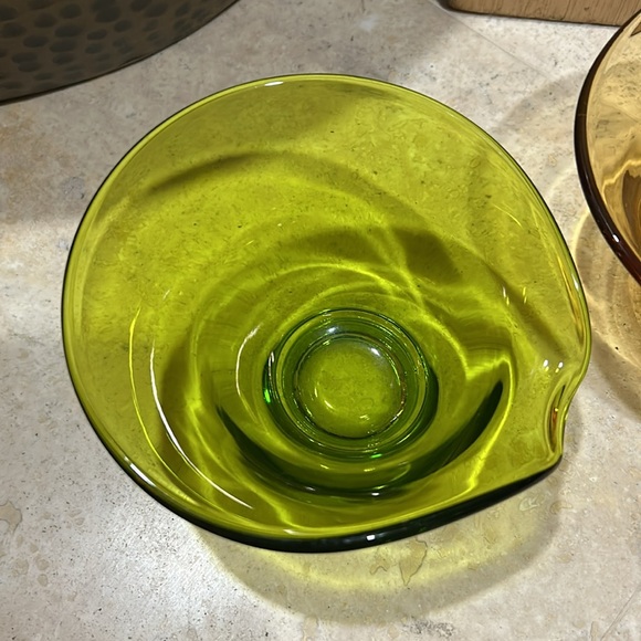 3 Vintage VIKING Glass Spouted Decorative Bowls Orange, Yellow, Green MCM - Picture 6 of 10